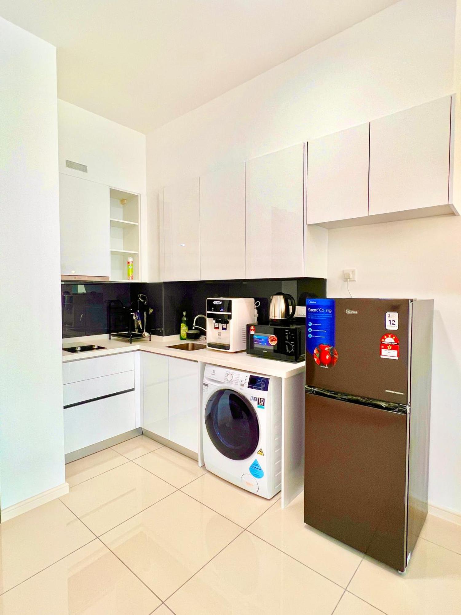 Legoland - Happywonder Suite For Family ,Cozy, Wifi With Nice Garden Pool View! Nusajaya  Zewnętrze zdjęcie